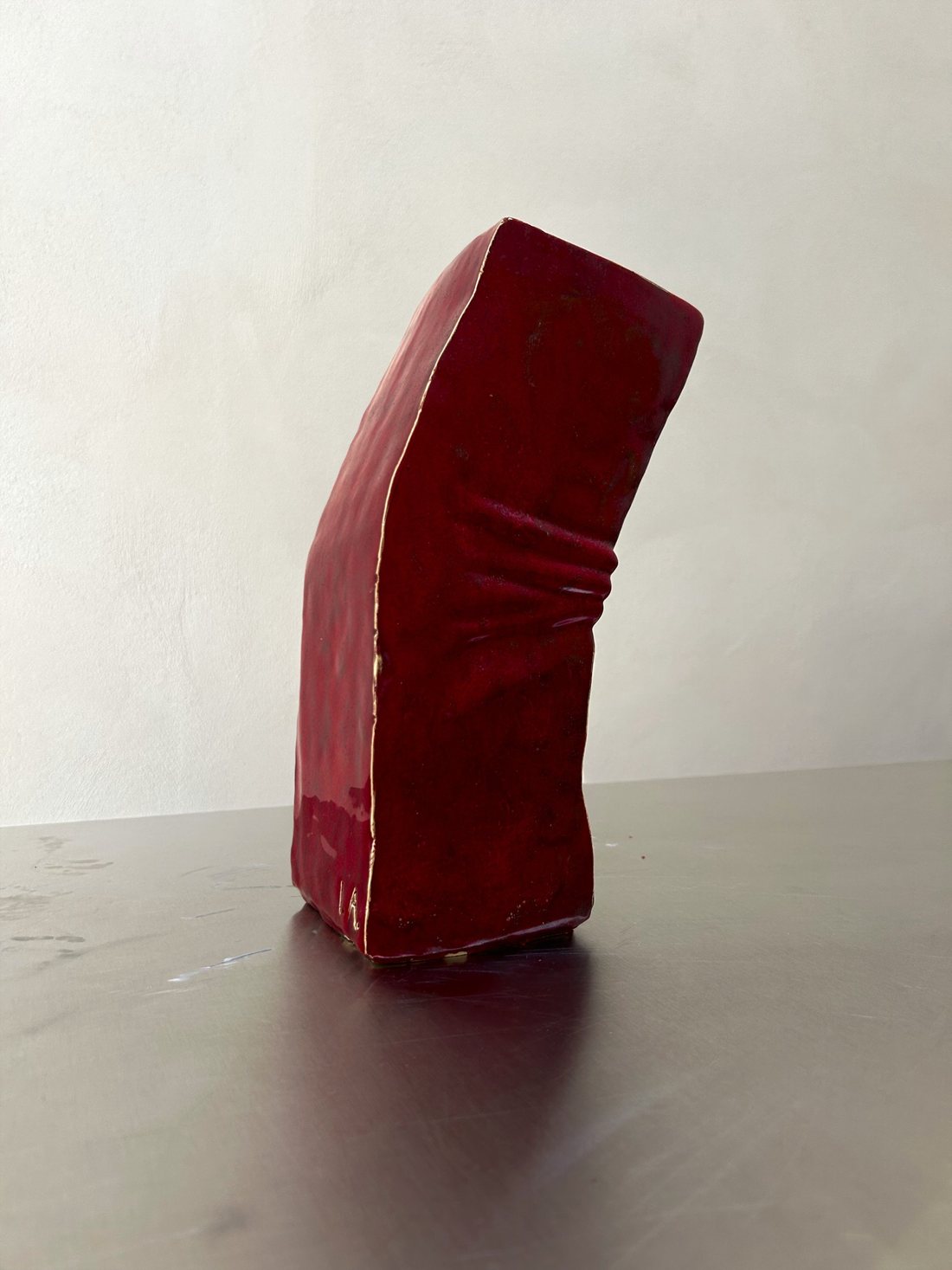 Rojo, glazed clay sculpture by Isabel Arocena